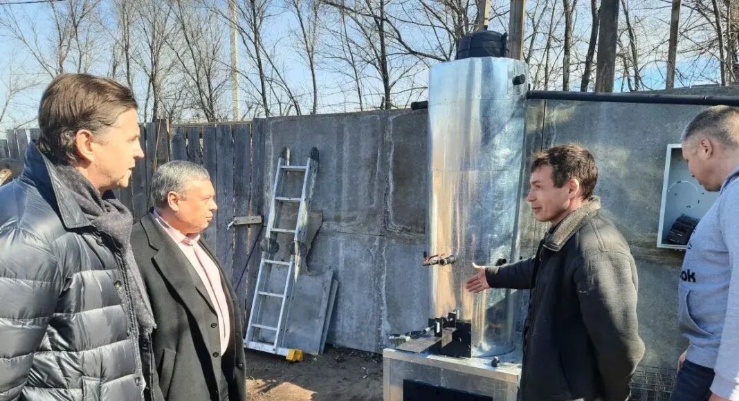 Демонстрация установки генерации угля в газ. Фото pulse19.ru Демонстрация установки генерации угля в газ. Фото pulse19.ru