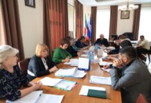 В Верховном Совете Хакасии обсудили доплаты врачам и медсестрам Фото из телеграм-канала Сергея Сокола