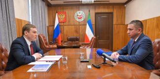 Валентин Коновалов и Роман Ковтун. Фото пресс-службы главы РХ