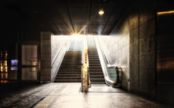 Метро. Изображение из фотобанка