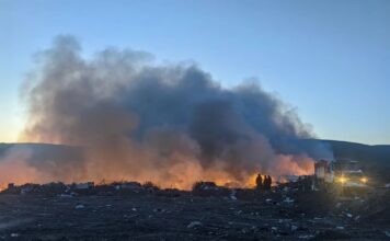 Пожар тушат на мусорном полигоне в Черногорске Фото со страницы главы Черногорска