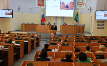 В Хакасии прошли публичные слушания по исполнению бюджета республики Фото предоставлено пресс-службой ВС РХ