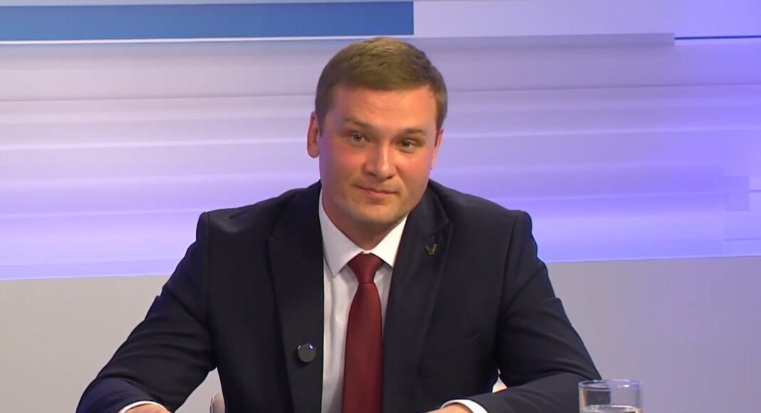 Валентин Коновалов. Кадр съемки РТС Валентин Коновалов. Кадр съемки РТС