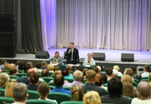 Встреча в Расцвете. Фото из телеграм-канала Валентина Коновалова