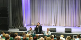 Встреча в Расцвете. Фото из телеграм-канала Валентина Коновалова