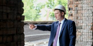 Валентин Коновалов