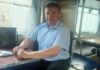 «Наш парень»: почему Олег Иванов заслужил звание народного депутата Хакасии Олег Иванов в поезде. Фото со страницы в ОК