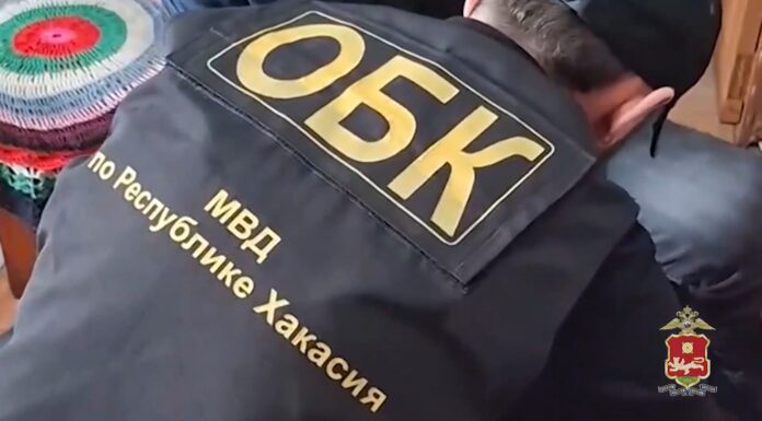 Задержан черногорец, обвиняемый в развратных действиях в отношении несовершеннолетних Кадр съемки МВД