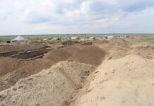 Госохранинспекция и угольщики провели рейд по древним памятникам Хакасии Фото из телеграм-канала Госохранинспекции РХ