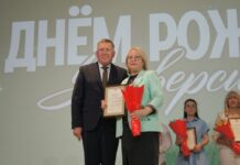 Дмитрий Бученик: «Надо много работать, добросовестно выполнять обязанности, быть честным» Фото предоставлено пресс-службой ХГУ