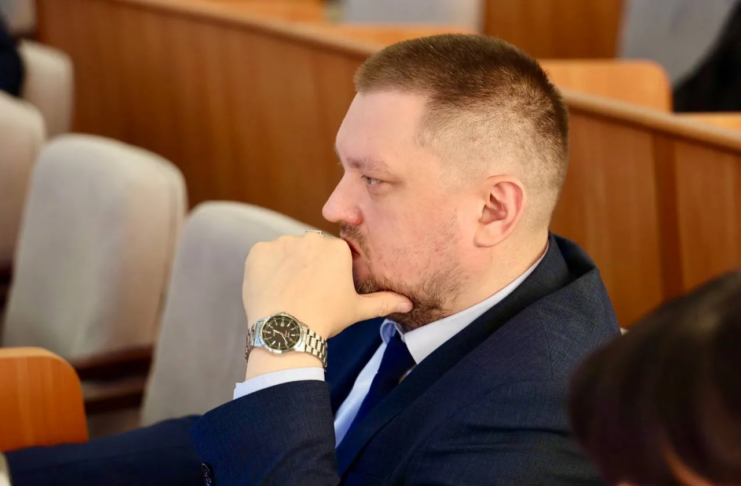 Создание экспертного совета по развитию ИИ в парламенте Хакасии назрело — Денис Филатов Денис Филатов. Фото предоставлено из личного архива