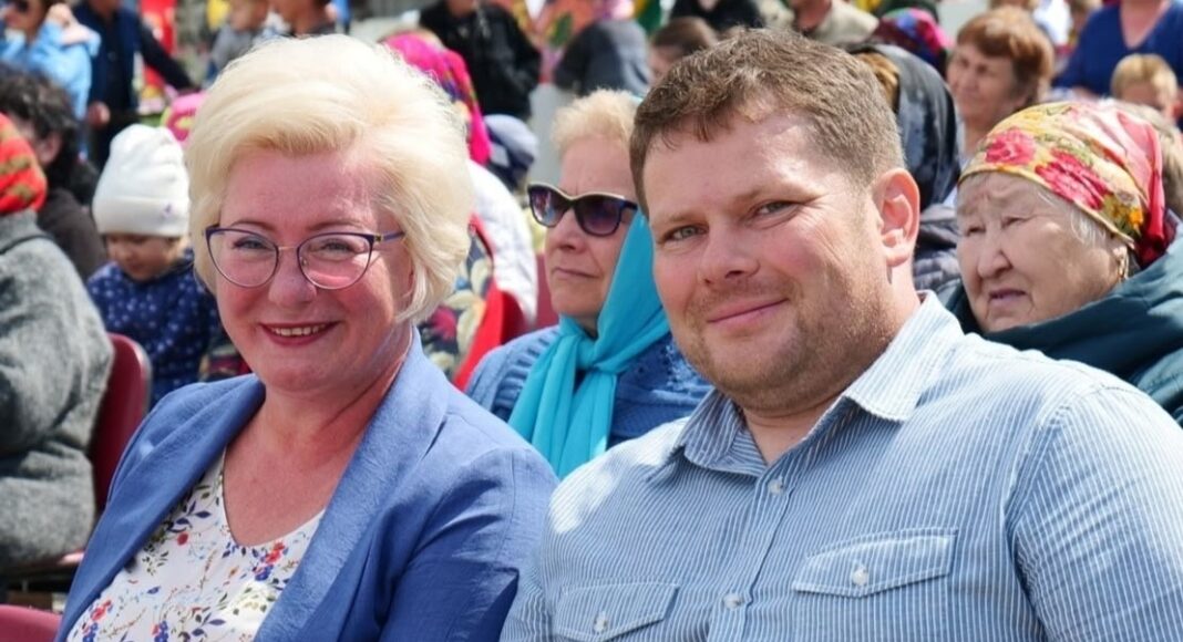 Елена Егорова и Владислав Нечкин. Фото со страницы Нечкина в ВК Елена Егорова и Владислав Нечкин. Фото со страницы Нечкина в ВК