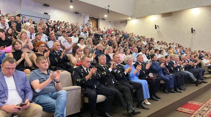 Разрез «Аршановский»: высокие технологии, социальный вклад, стабильность и лидерство. Сергей Сокол поздравил горняков с Днём шахтёра День шахтера. Разрез Аршановский. Фото со страницы Сергея Сокола