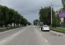 Пассажир упал с крыши автомобиля в Абакане Фото Госавтоинспекции