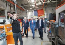 Валентин Коновалов и Юрий Афонин изучили вопрос технопарков Фото из телеграм-канала Юрия Афонина