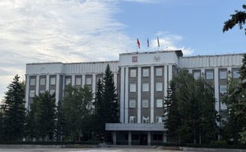 Дополнительные дотации выделены из бюджета Хакасии Здание правительства РХ. Фото предоставлено пресс-службой главы РХ