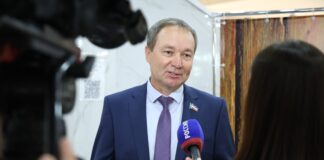 Более 21 млрд рублей выделено в бюджете Хакасии на образование Денис Кабанов. Фото со страницы ВС РХ