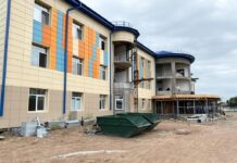 Фото со страницы Минстроя РХ