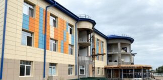 Фото со страницы Минстроя РХ