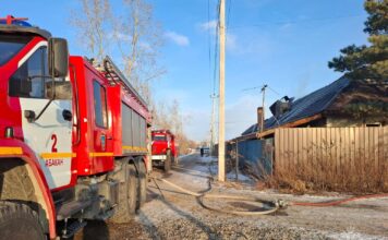 Жилой дом в садоводческом обществе горел в Хакасии Фото МЧС