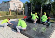 В Хакасии школьникам выплатили более 2 млн рублей за работу летом Фото предоставлено пресс-службой главы РХ