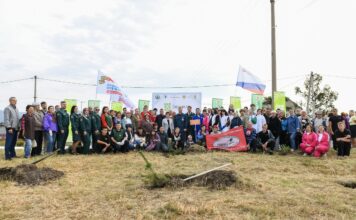 Глава Хакасии присоединился к акции «Сохраним лес» Фото предоставлено пресс-службой главы РХ