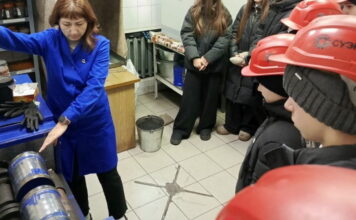 При поддержке Фонда Мельниченко черногорские школьники получат рабочие профессии Фото предоставлено пресс-службой СУЭК