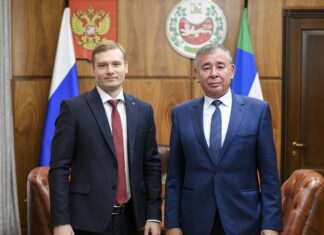 Валентин Коновалов обсудил с генконсулом Казахстана перспективы партнерства Фото пресс-службы главы РХ
