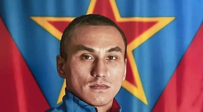 Кикбоксер из Хакасии завоевал «бронзу» на чемпионате мира Леонид Чебодаев. Фото из канала правительства РХ